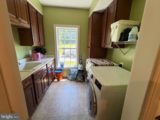 18724 BROOKE RD, Sandy Spring, MD 20860
