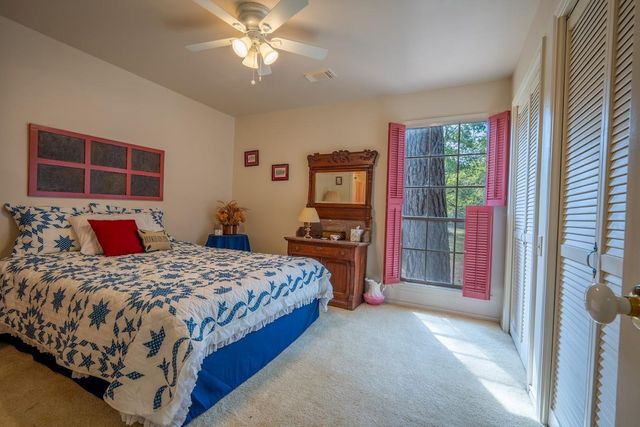 565 Timber Bay Drive, Trinity, TX 75862
