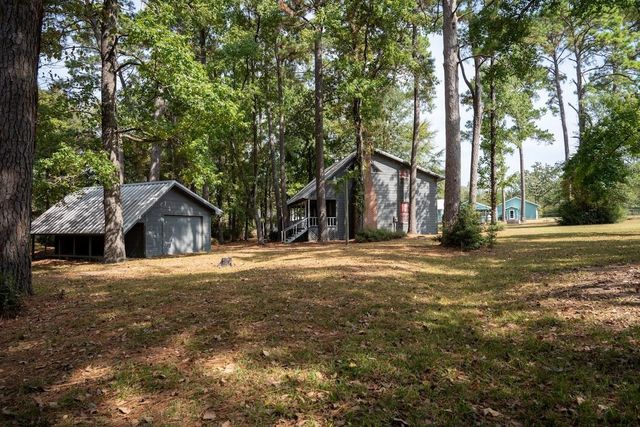 565 Timber Bay Drive, Trinity, TX 75862