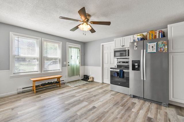 11 Broad Street 11, Hardwick, MA 01005