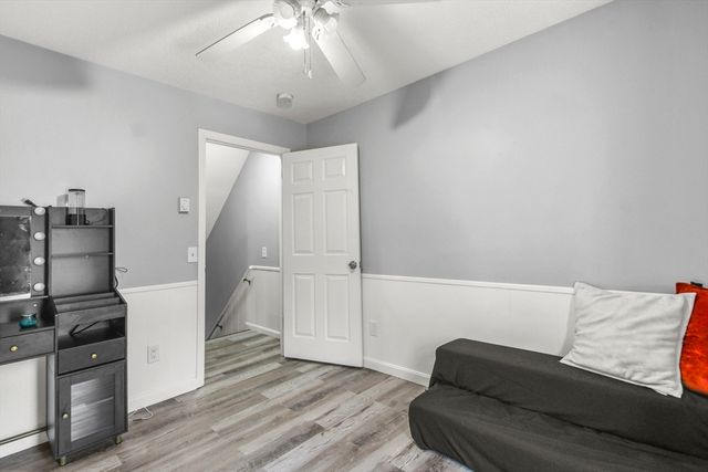 11 Broad Street 11, Hardwick, MA 01005