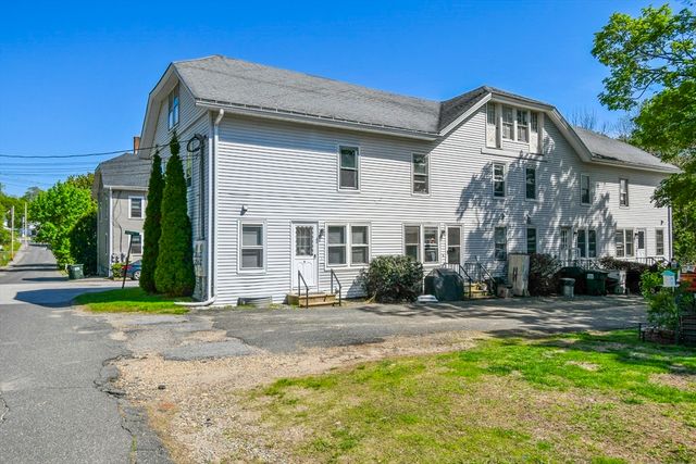 11 Broad Street 11, Hardwick, MA 01005