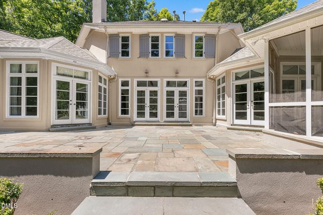 108 Chimeneas Place, Chapel Hill, NC 27517