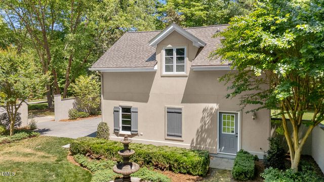 108 Chimeneas Place, Chapel Hill, NC 27517