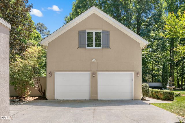 108 Chimeneas Place, Chapel Hill, NC 27517