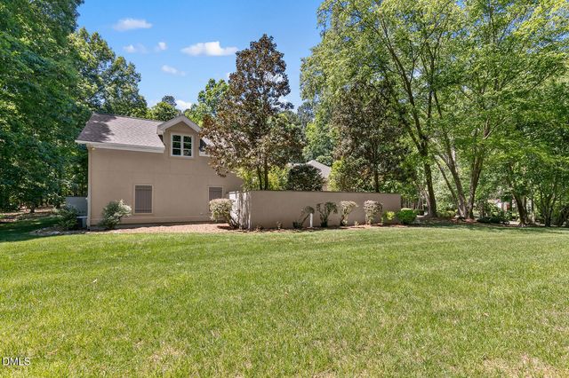 108 Chimeneas Place, Chapel Hill, NC 27517