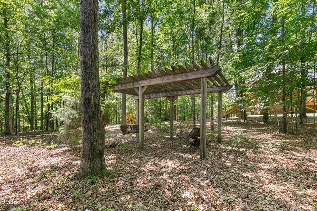 108 Chimeneas Place, Chapel Hill, NC 27517