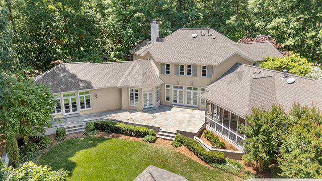 108 Chimeneas Place, Chapel Hill, NC 27517