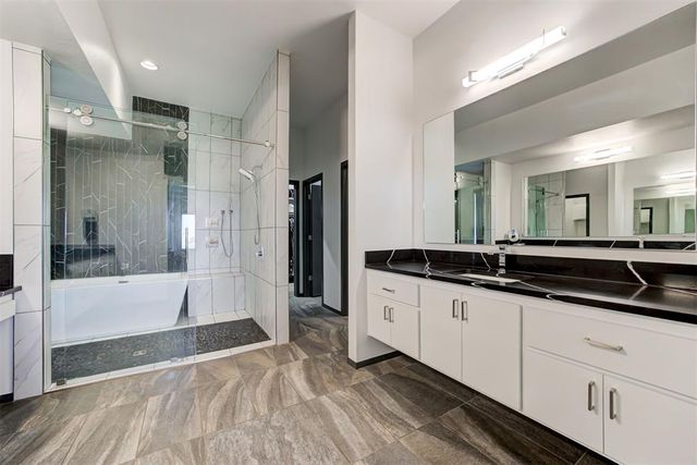 7413 NW 159th Circle, Edmond, OK 73013