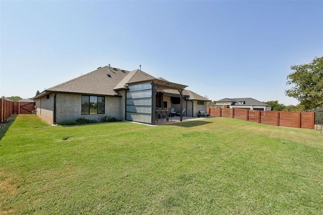 7413 NW 159th Circle, Edmond, OK 73013