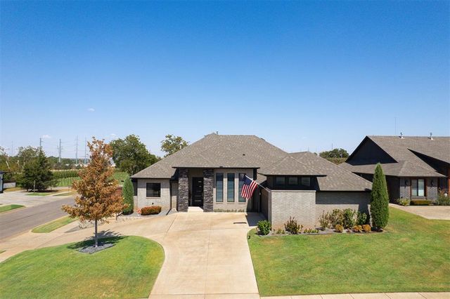 7413 NW 159th Circle, Edmond, OK 73013