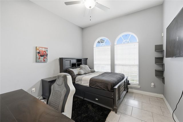 3413 Lakers Nation Ct, Corpus Christi, TX 78414