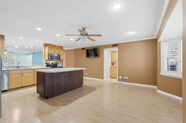 2294 SWEDISH DRIVE 8, Clearwater, FL 33763