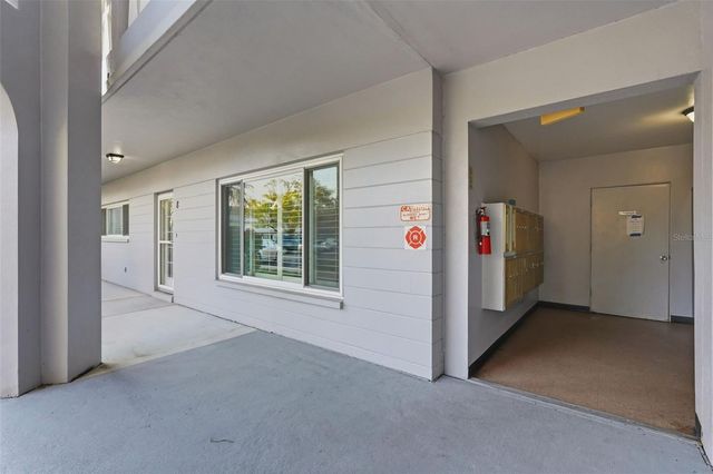 2294 SWEDISH DRIVE 8, Clearwater, FL 33763