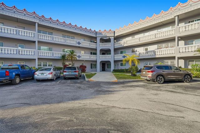 2294 SWEDISH DRIVE 8, Clearwater, FL 33763