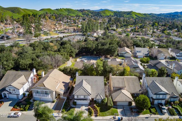 382 Rockedge Drive, Oak Park, CA 91377