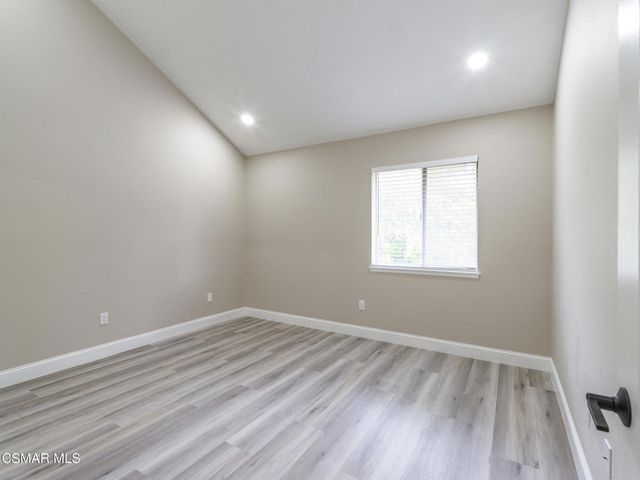 382 Rockedge Drive, Oak Park, CA 91377