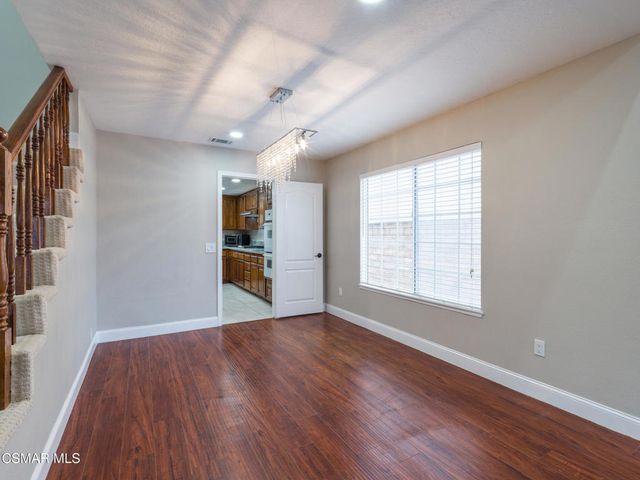 382 Rockedge Drive, Oak Park, CA 91377