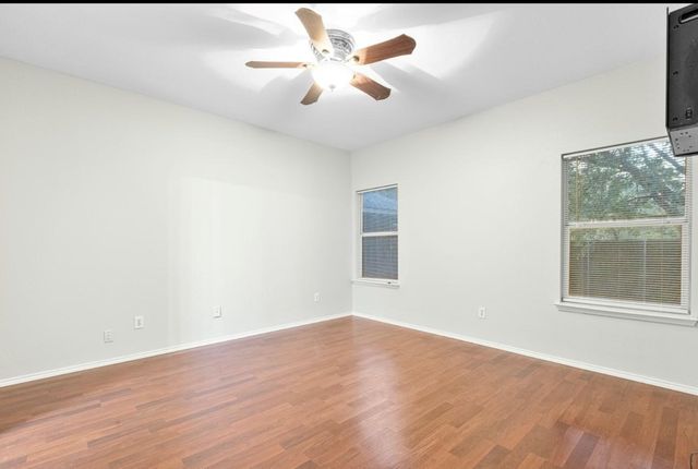 3521 Apple Valley Way, Dallas, TX 75227