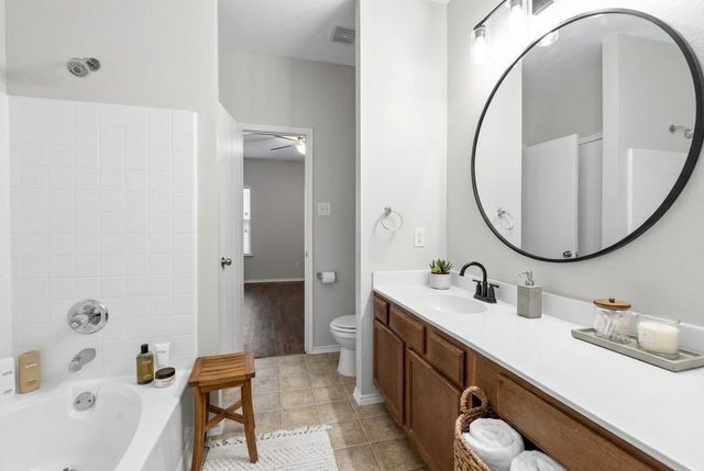 3521 Apple Valley Way, Dallas, TX 75227