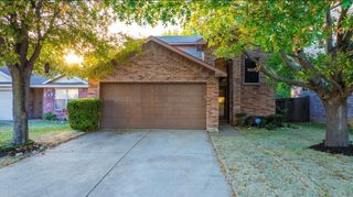 3521 Apple Valley Way, Dallas, TX 75227