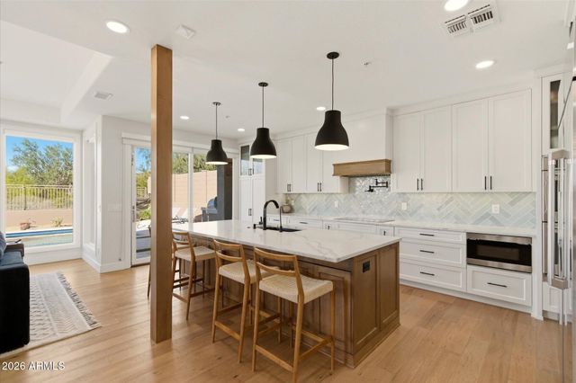 10652 E Acacia Drive, Scottsdale, AZ 85255