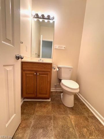 2264 Bizzone CIR, Virginia Beach, VA 23464