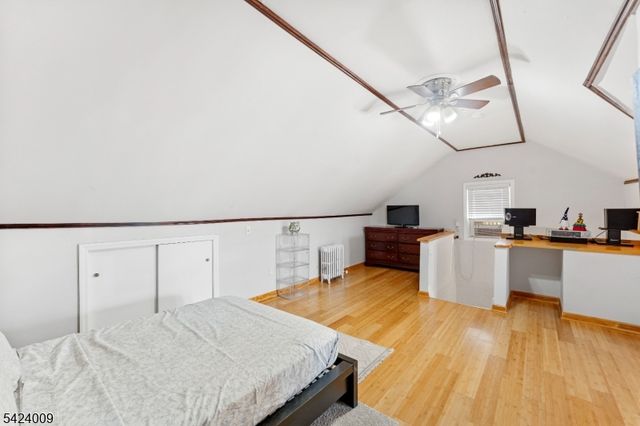 15 Melrose Ter, Elizabeth City, NJ 07208