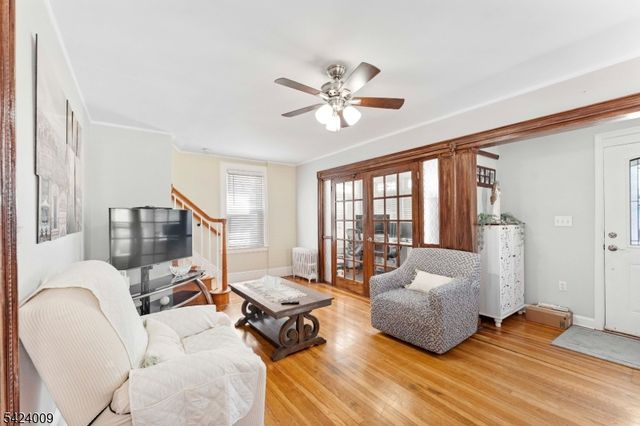 15 Melrose Ter, Elizabeth City, NJ 07208