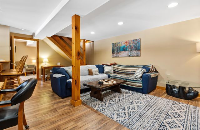 284 Nutting Road, Sunapee, NH 03782