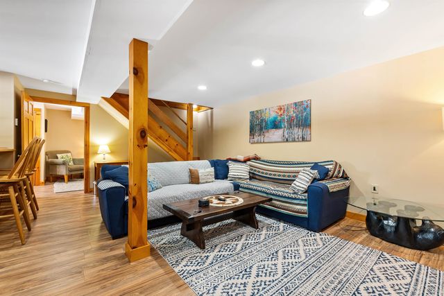 284 Nutting Road, Sunapee, NH 03782