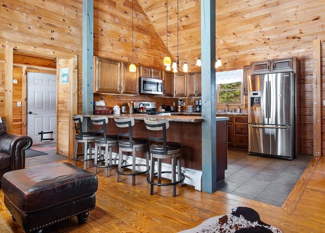 284 Nutting Road, Sunapee, NH 03782