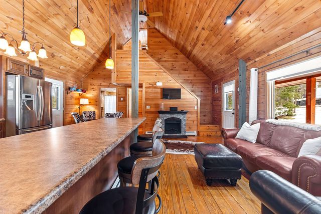 284 Nutting Road, Sunapee, NH 03782