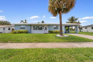 204 Circle E, Jupiter, FL 33458