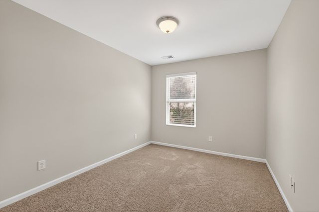 4011 Cannonsgate Ln, Murfreesboro, TN 37128