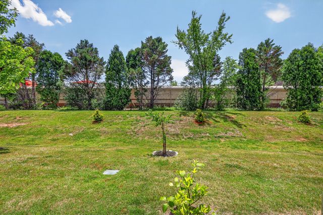 4011 Cannonsgate Ln, Murfreesboro, TN 37128