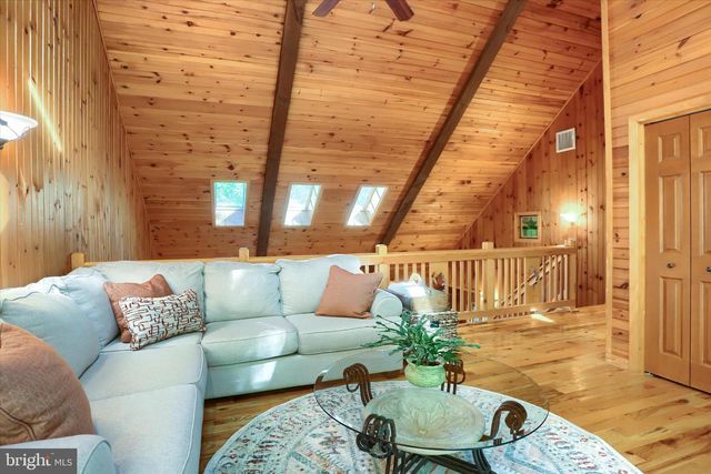 90 MARYLAND AVE, Aspers, PA 17304