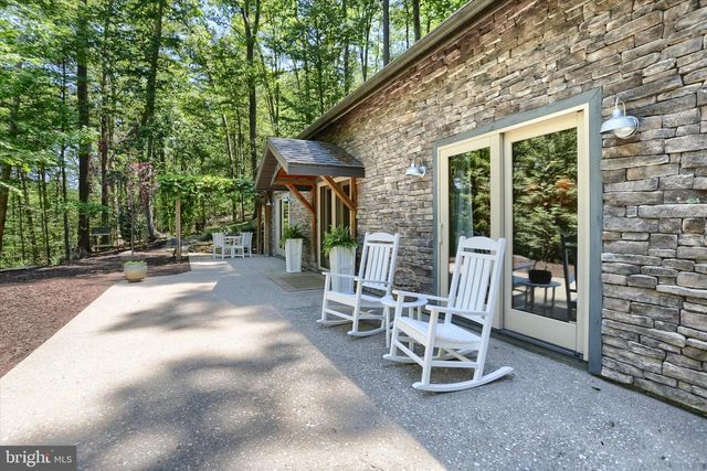 90 MARYLAND AVE, Aspers, PA 17304