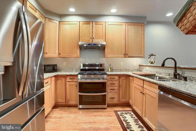 90 MARYLAND AVE, Aspers, PA 17304