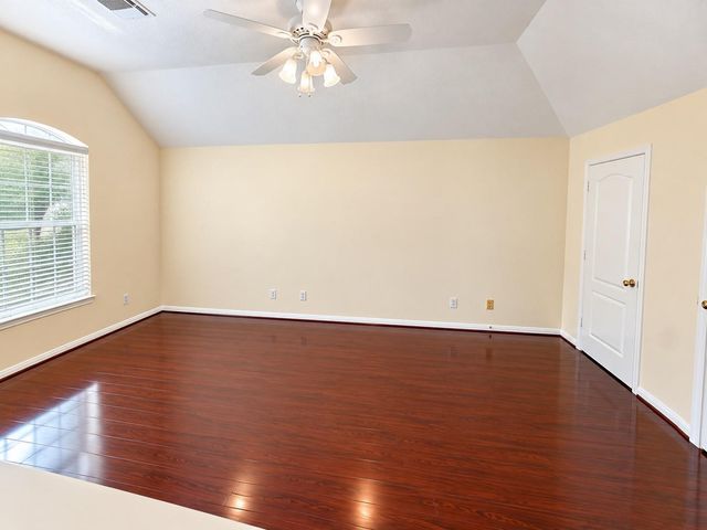 707 S Marathon Way, Stafford, TX 77477
