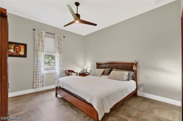 163 19th ST NW, Naples, FL 34120