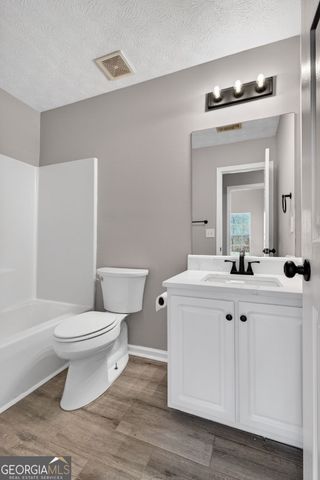 224 Stillwater Court, Hampton, GA 30228