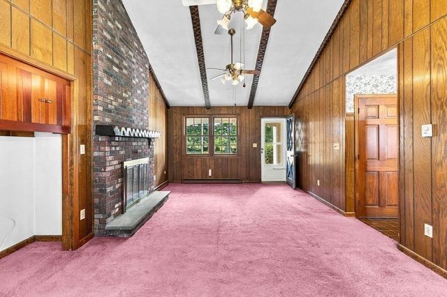45 Wheeler St, Rehoboth, MA 02769