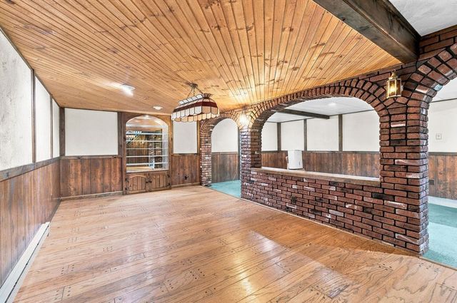45 Wheeler St, Rehoboth, MA 02769