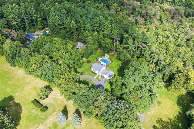45 Wheeler St, Rehoboth, MA 02769