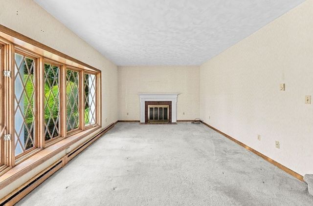 45 Wheeler St, Rehoboth, MA 02769
