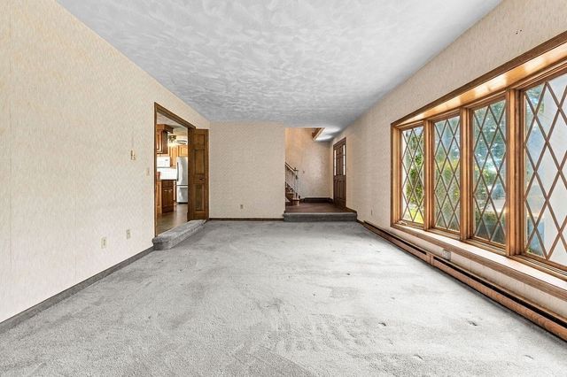 45 Wheeler St, Rehoboth, MA 02769