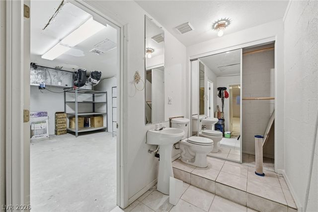 6040 North Monte Cristo Way, Las Vegas, NV 89130