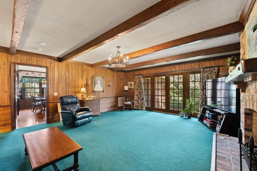 Image 10 of property listing at 506 Witherspoon Street, Kingstree, SC 29556