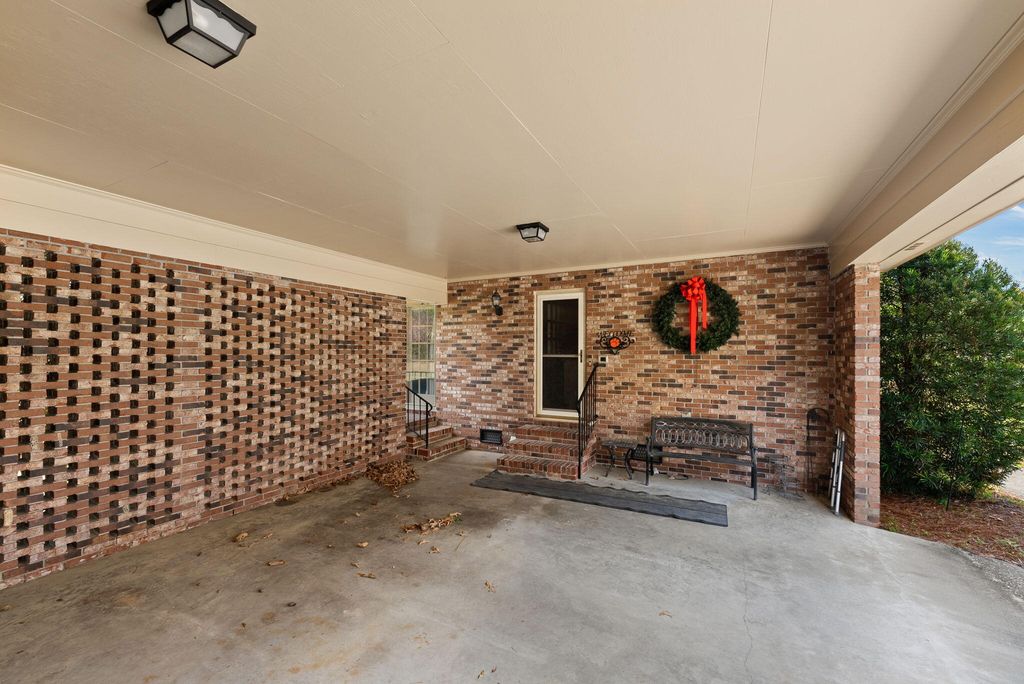 Image 20 of property listing at 506 Witherspoon Street, Kingstree, SC 29556